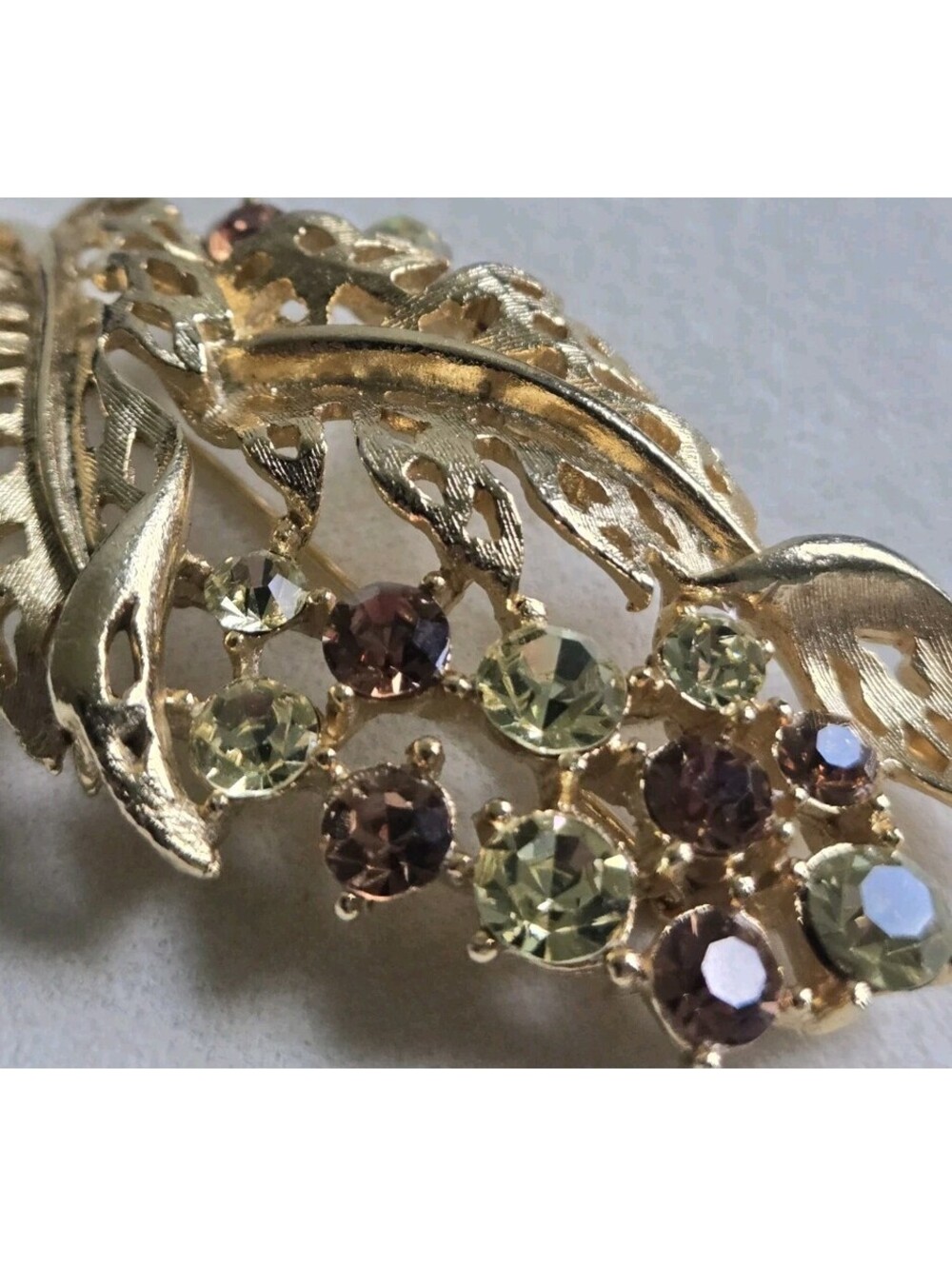 Vintage LISNER Amber Rhinestone Gold Tone Brooch Leaves Fall Pin Signed Fashion
